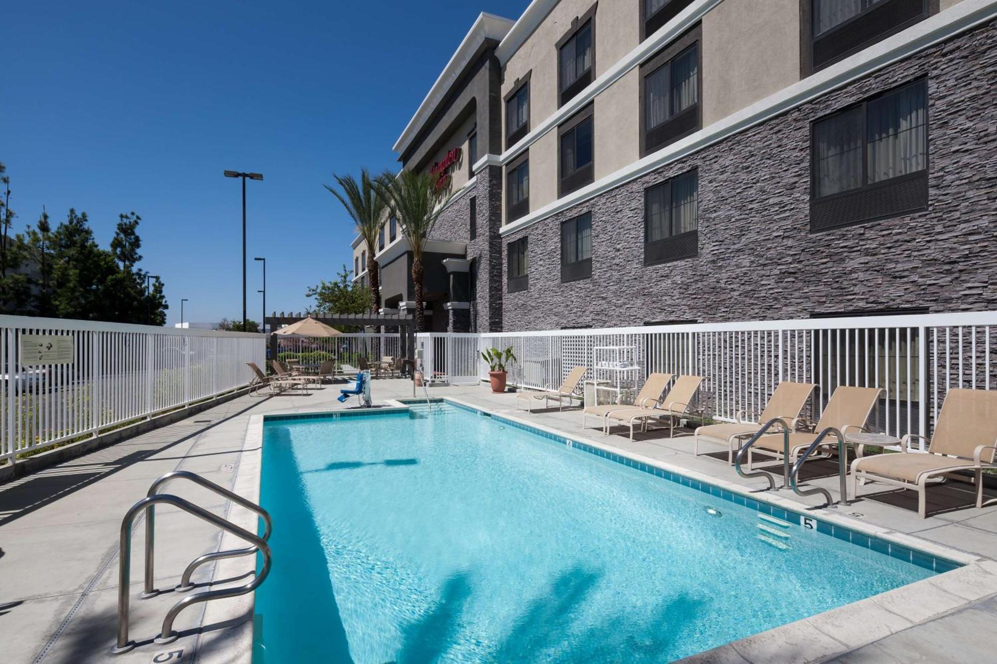 Hampton Inn Los Angeles Orange County Cypress Exterior foto